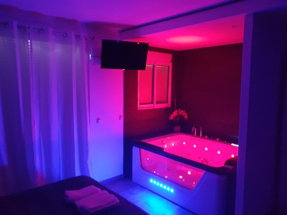 Love Suite And Spa - Cannes Exteriér fotografie