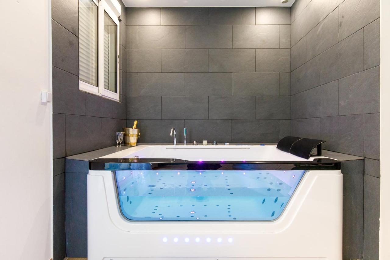 Love Suite And Spa - Cannes Exteriér fotografie